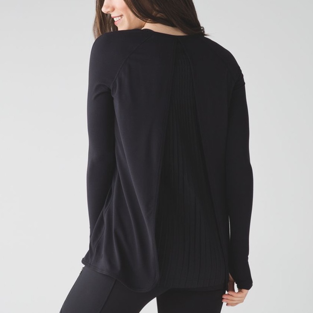 RARE! Lululemon Making Moves Long Sleeve - Black